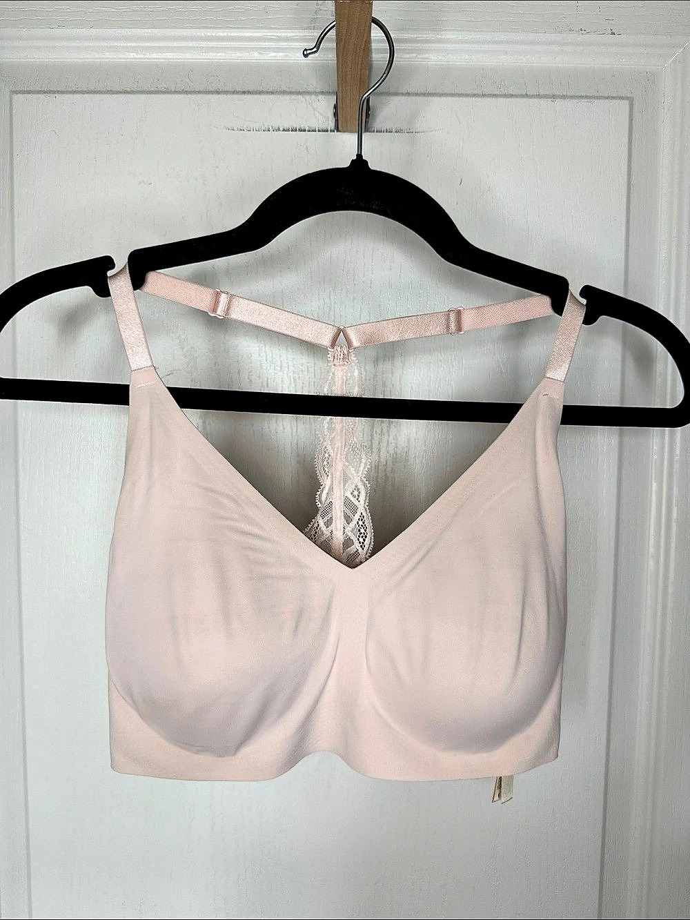 True & Co. True Body Triangle Lace Racerback Bra. Pink Medium. NWOT